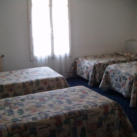 Hotel Central Lurdy Pokoj fotografie